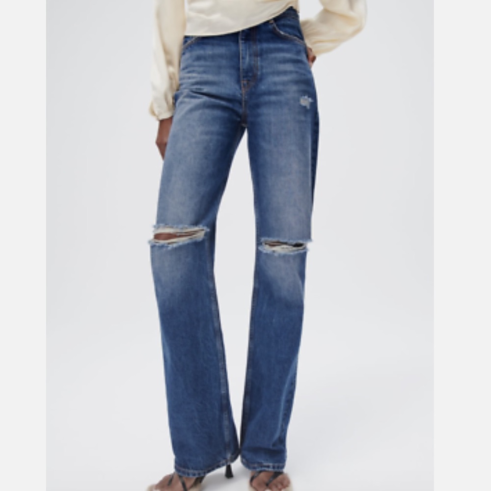 Zara full length dark wash ripped jeans size 32 US 0